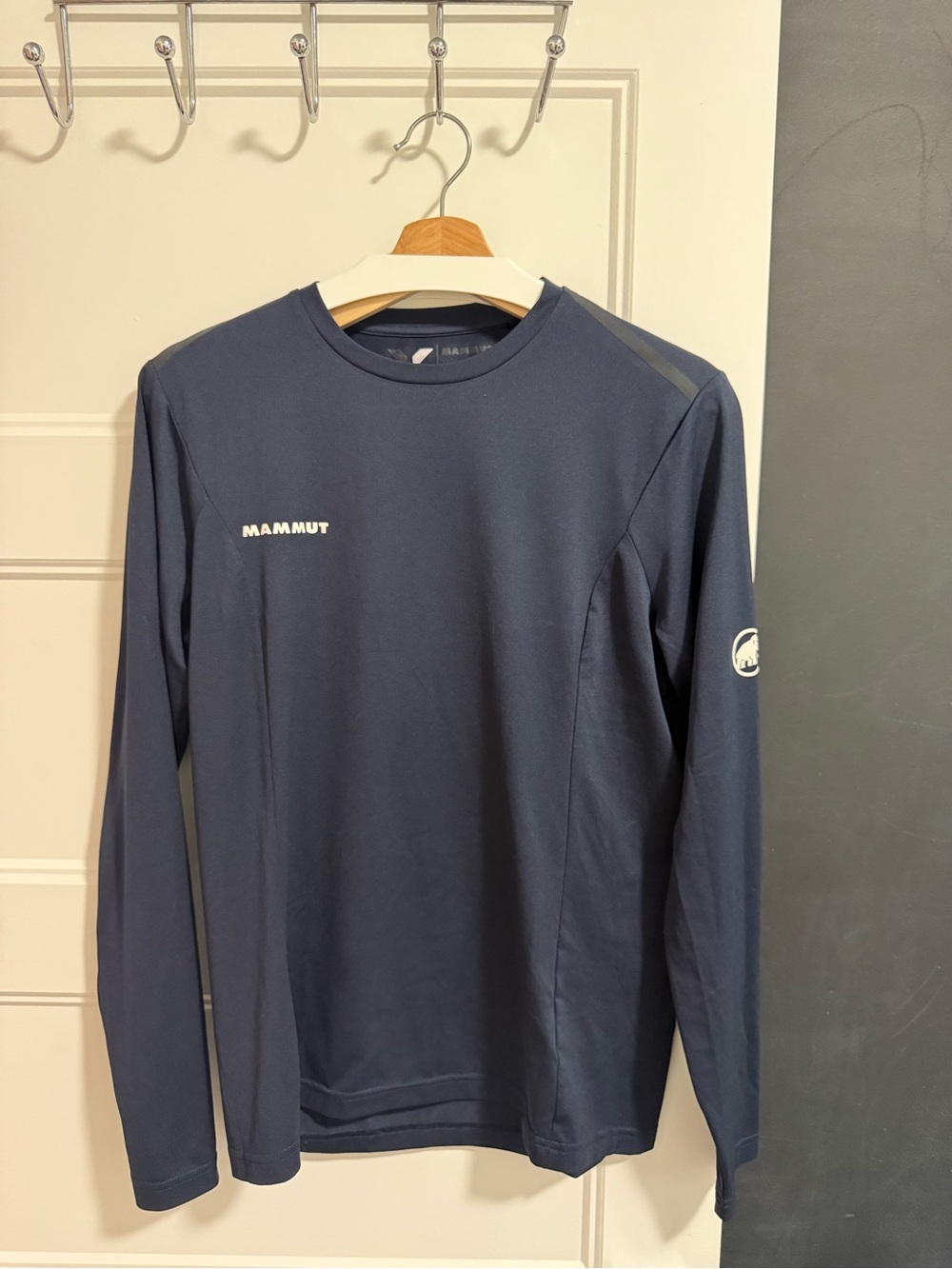 Mammut Moench Light Longsleeve – Navy Blue – Men’s M